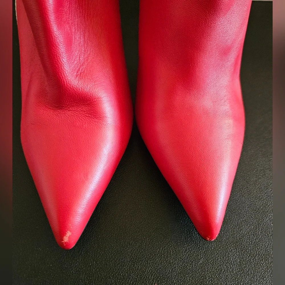Steve Madden Women's Knock Red Leather Stiletto Ankle Bootie Size 8